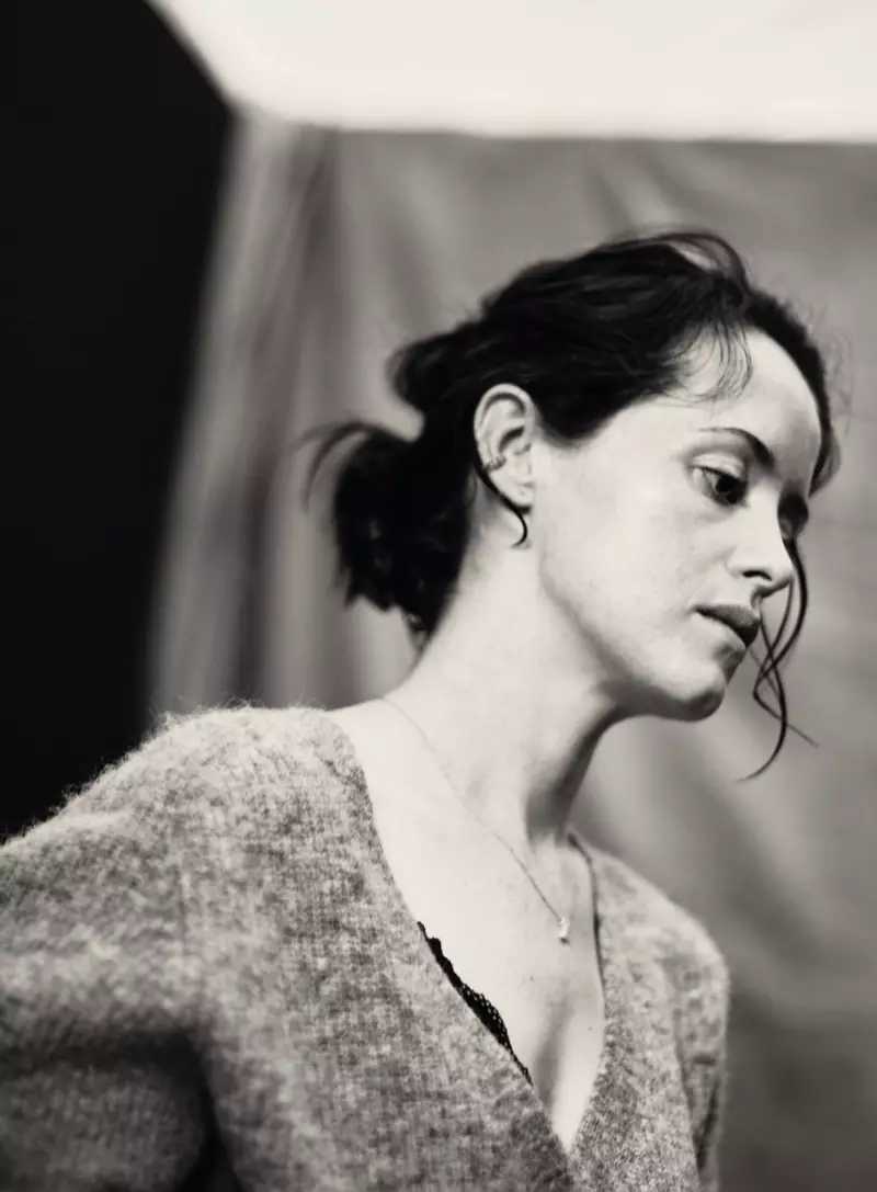 Claire Foy mängib Pirelli 2020. aasta kalendris. Foto: Paolo Roversi