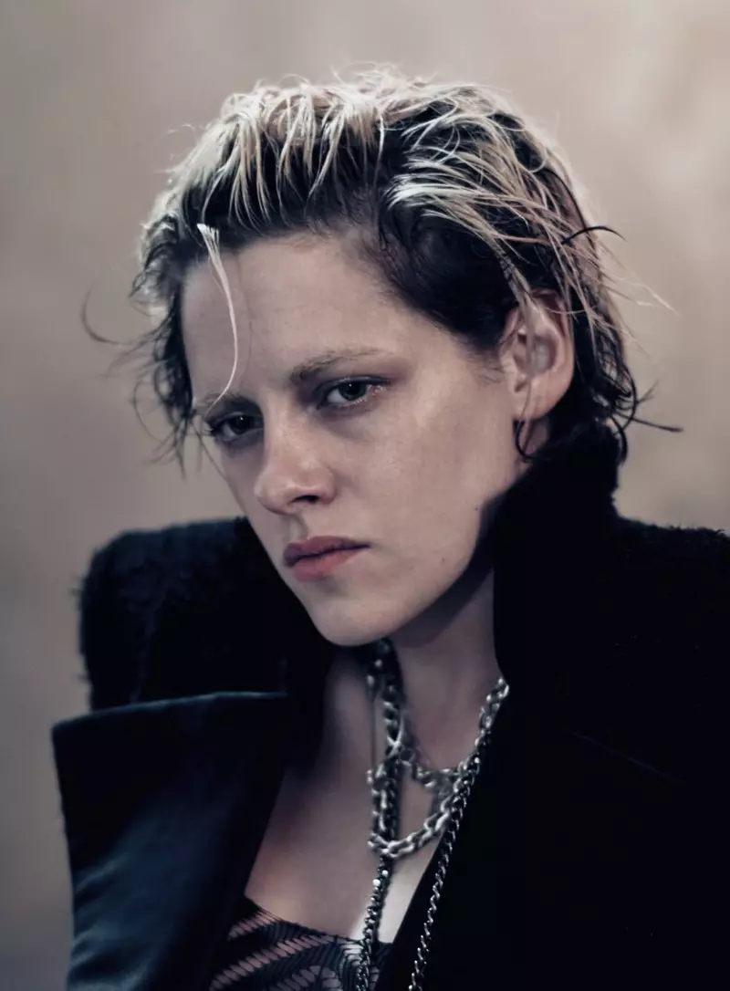 Aktorka Kristen Stewart pozuje do kalendarza Pirelli 2020. Zdjęcie: Paolo Roversi