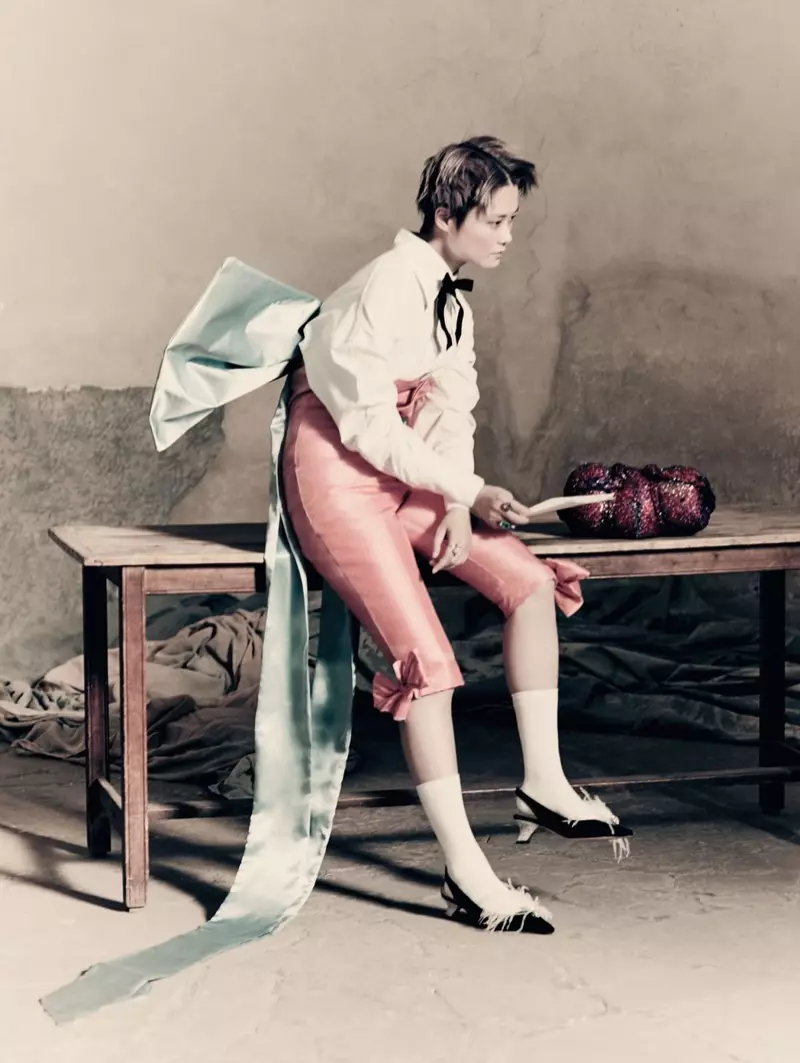 Ο Chris Lee πρωταγωνιστεί στο Pirelli 2020 Calendar. Φωτογραφία: Paolo Roversi