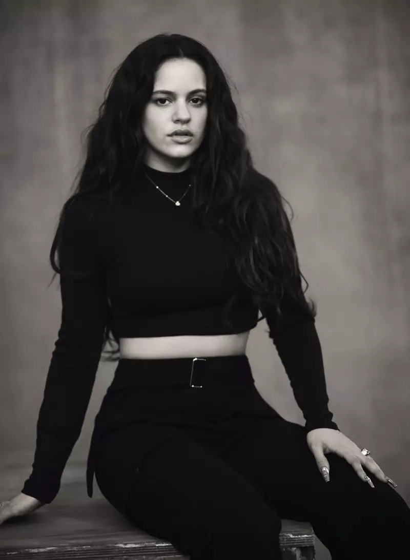 Rosalia sa objaví v kalendári Pirelli 2020. Foto: Paolo Roversi