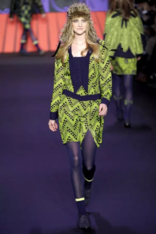 Anna Sui Musim Gugur 2011 | Minggu Fesyen New York