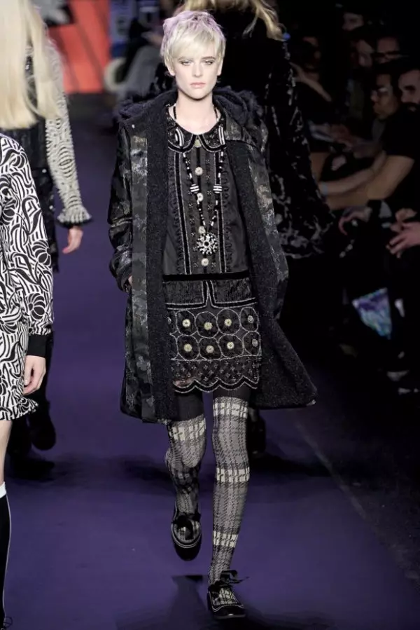 Anna Sui Fall 2011 | නිව් යෝර්ක් විලාසිතා සතිය