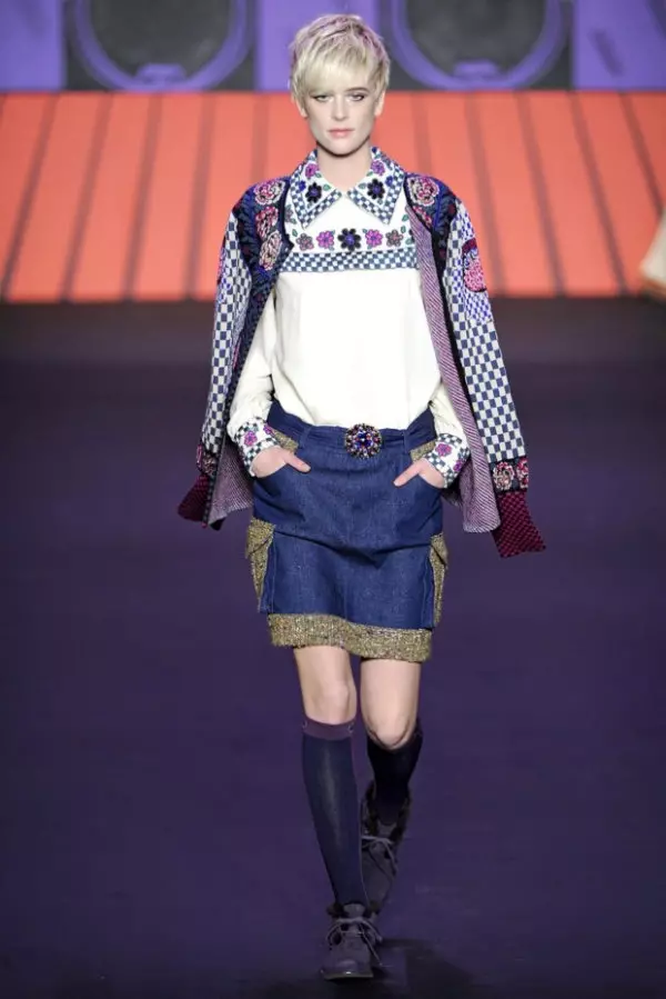 Anna Sui Yaguye 2011 | Icyumweru cyimyambarire ya New York