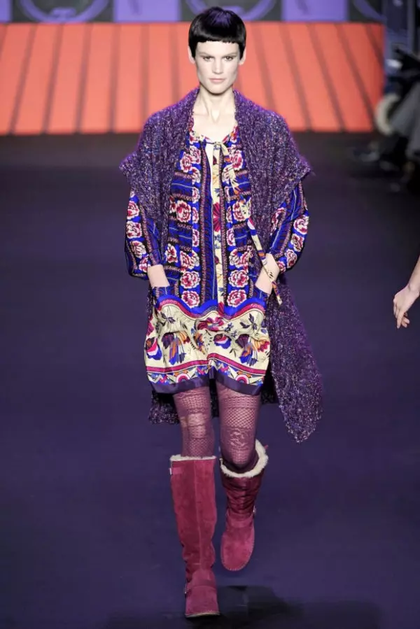 Anna Sui mùa thu 2011 | Tuần lễ thời trang New York