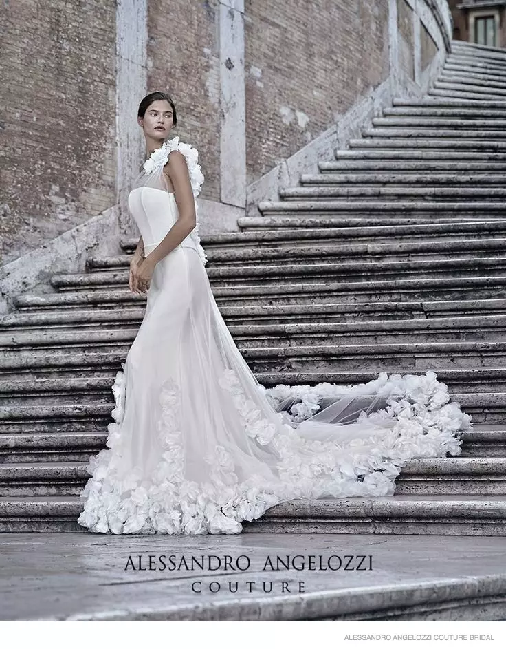 Бьянка Балти в свадебных платьях для свадебной фотосессии Alessandro Angelozzi Couture 2015