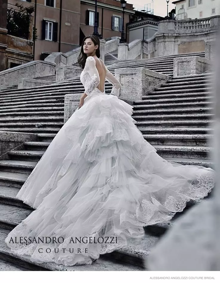 bianca-balti-Alessandro-angelozzi-bridal-couture-2015-04