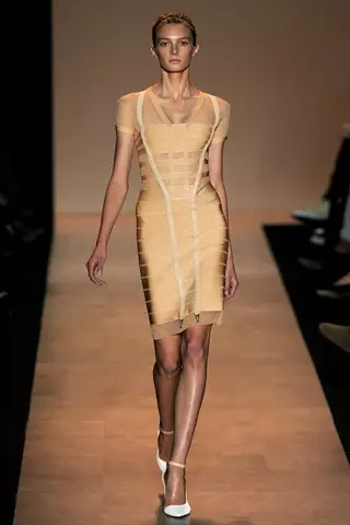 Herve Leger của Max Azria mùa xuân 2011 | Tuần lễ thời trang New York