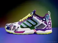 Tazama kitabu cha Mary Katrantzou cha adidas Originals Lookbook