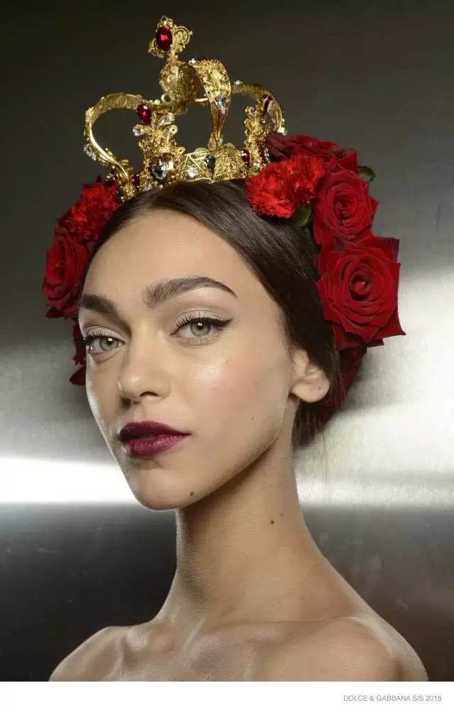 dolce-gabbana-spring-2015-beauty03