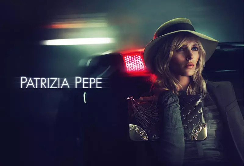 Anja Rubik is jaren 70 chic voor Patrizia Pepe's herfst 2012-campagne door Mert & Marcus