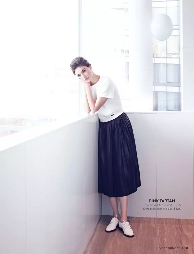 New Classics: Jacquelyn Jablonski Poses foar Holt Renfrew troch Max Abadian