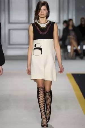 Giambattista Valli: Reka tubone Groovy hamwe nayo