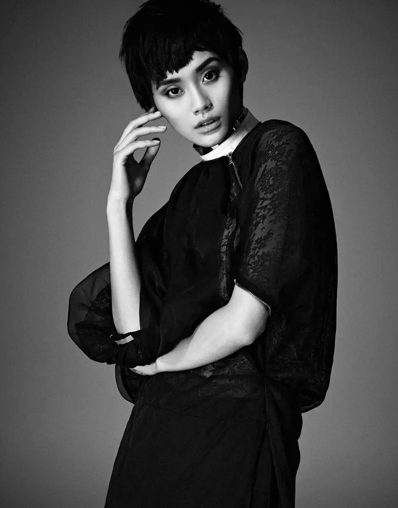 Ming Xi ვარსკვლავები Elle Taiwan-ის 2013 წლის მარტის ქავერში ჯეისონ კიმის მიერ