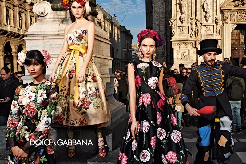 Simagri flè pran dokiman Pwen Enpòtan an nan kanpay Dolce & Gabbana otòn-ivè 2019