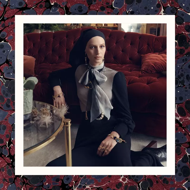 Julia Nobis erscheint in der Herbst-Winter-Kampagne 2018 von Zara