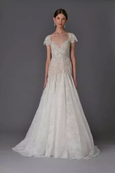 2017 m. pavasario „Marchesa Bridal“ drabužiai yra persmelkti