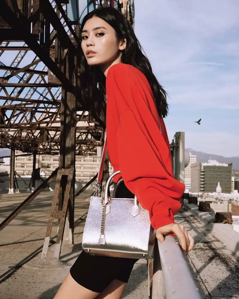 The Kooples et Ming Xi créent une collection capsule de sacs à main printemps 2019