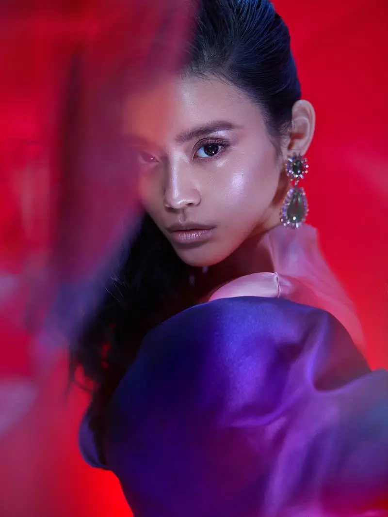 Ming Xi töfrar í glæsilegri hönnun fyrir Harper's Bazaar Víetnam