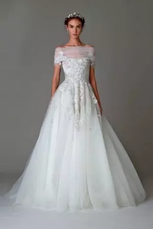 Marchesa Bridal Bersinar untuk Musim Gugur 2016