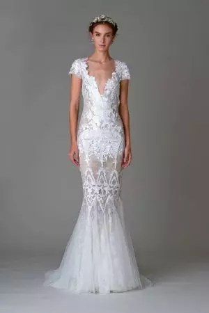 Marchesa Bridal Bersinar untuk Musim Gugur 2016