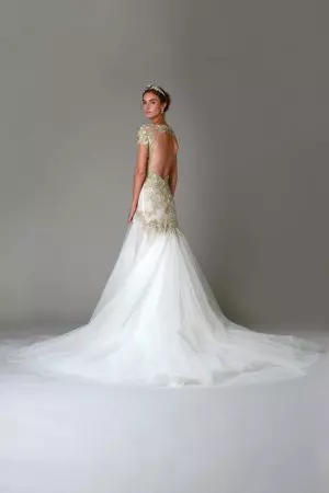 Marchesa Bridal Bersinar untuk Musim Gugur 2016