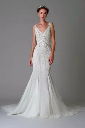 Marchesa Bridal Bersinar untuk Musim Gugur 2016