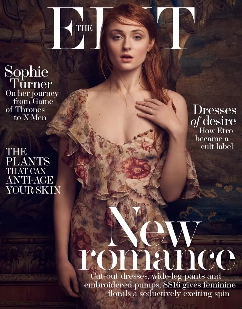 Sophie Turner wa Mchezo wa Viti vya Enzi Ana Mwonekano wa Kimapenzi Zaidi katika Hariri