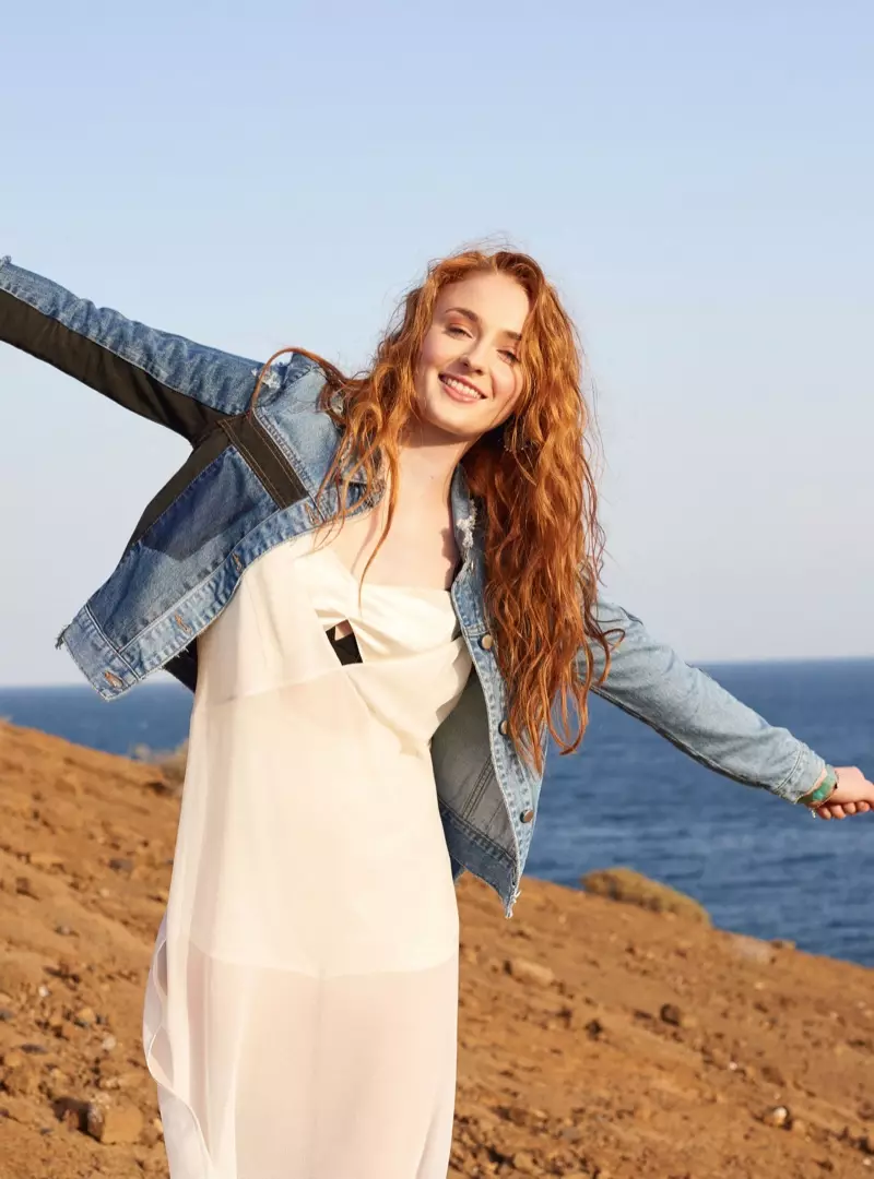 Sessão de fotos de verão 2016 da revista ASOS Sophie Turner