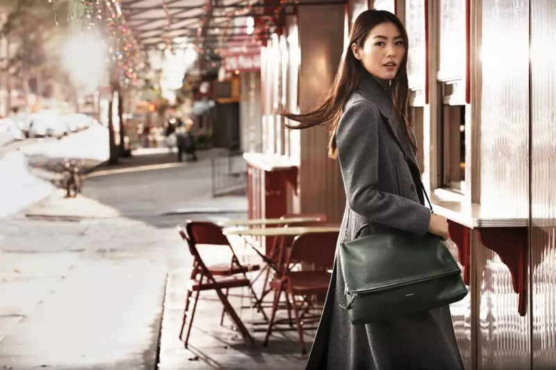 Karlie Kloss & Liu Wen Star Coach Fall 2013 -kampanjassa, Craig McDean