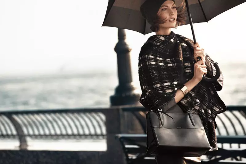 Karlie Kloss & Liu Wen Star ni Ipolongo Coach 2013 nipasẹ Craig McDean