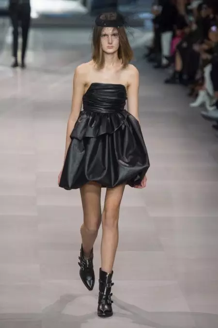 Si Hedi Slimane Naghimo sa Iyang Marka kauban si Celine Spring 2019