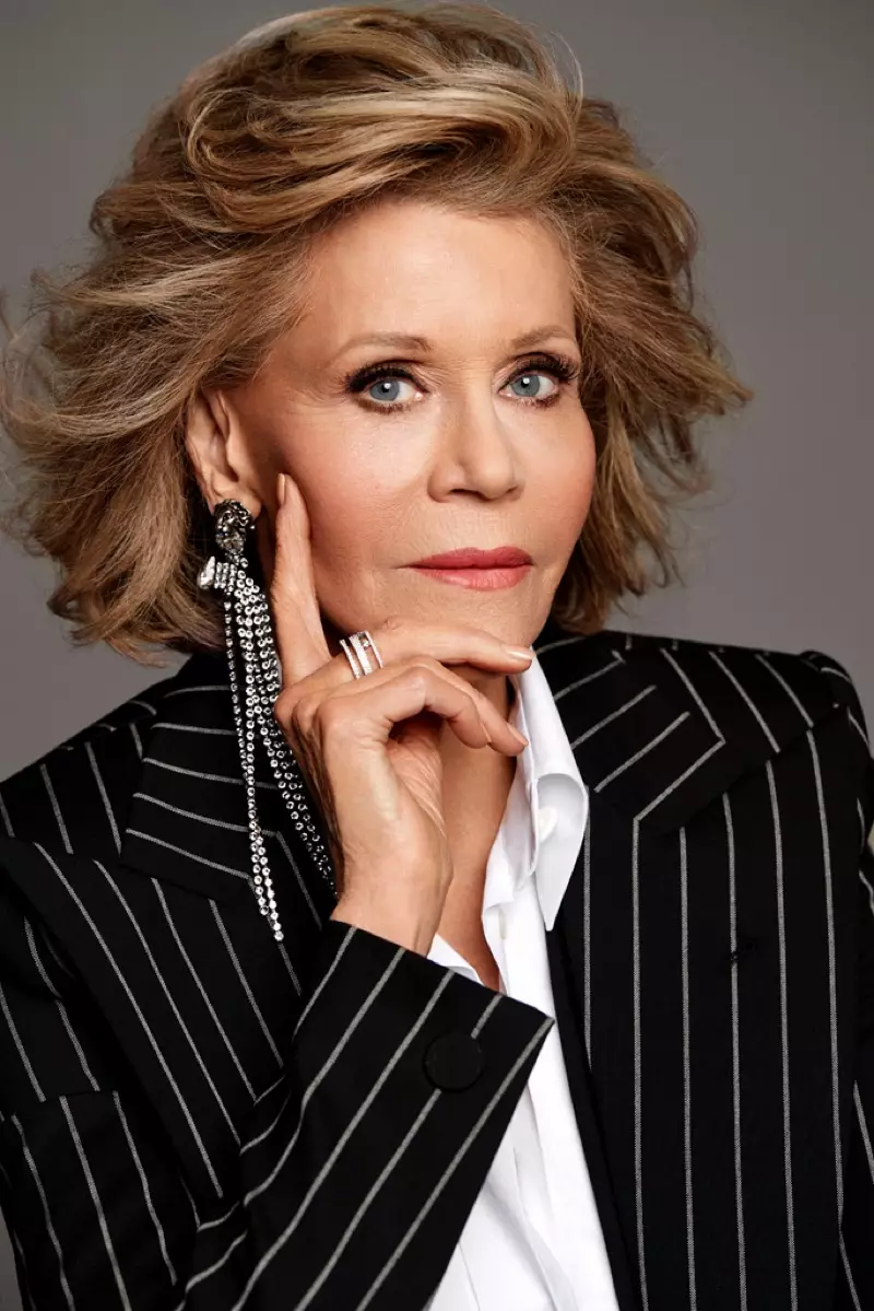 Dipoto ku Max Abadian, Jane Fonda ngagem pinstripes