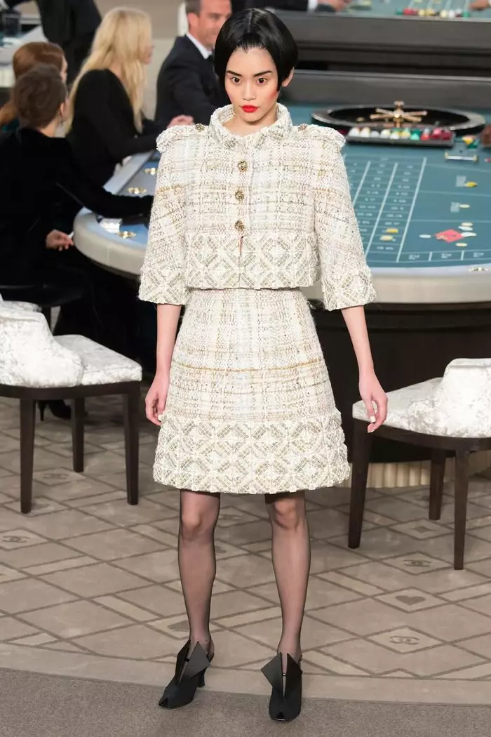 Chanel Fall 2015 Couture: Casino Luxe