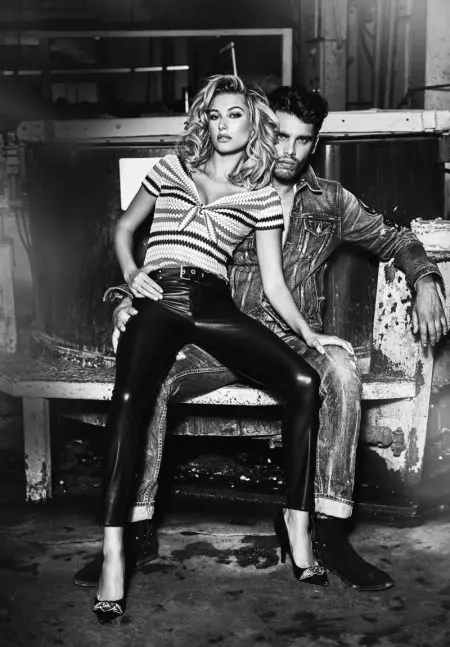 Hailey Baldwin Smolders dans la campagne du 35e anniversaire de Guess