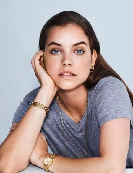 Barbara Palvin incanta nella campagna di gioielli Pellegrini