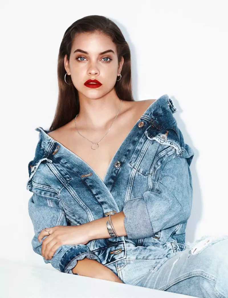 Enxibe idenim, uBarbara Palvin phambi kwephulo lePilgrim Jewellery