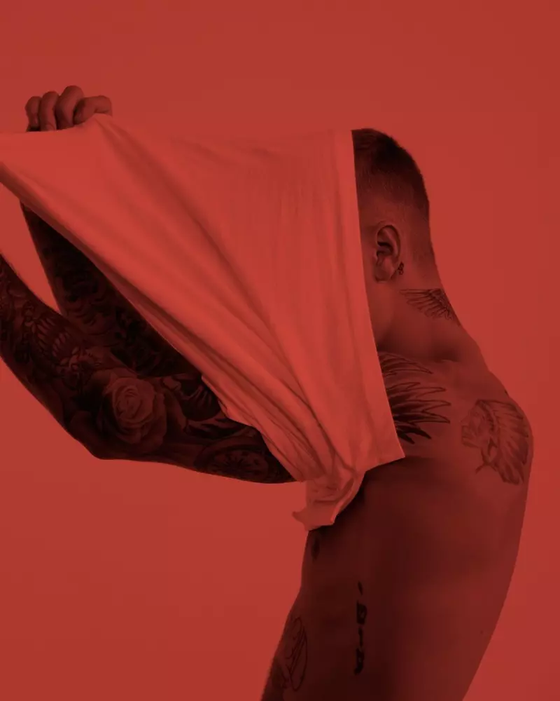 Le chanteur Justin Bieber pour la campagne Hanes x Karla