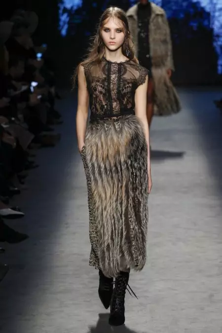 Alberta Ferretti Fall 2016 | Milan Fashion Week