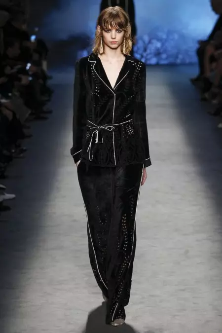 Alberta Ferretti Fall 2016 | Beke ea feshene ea Milan