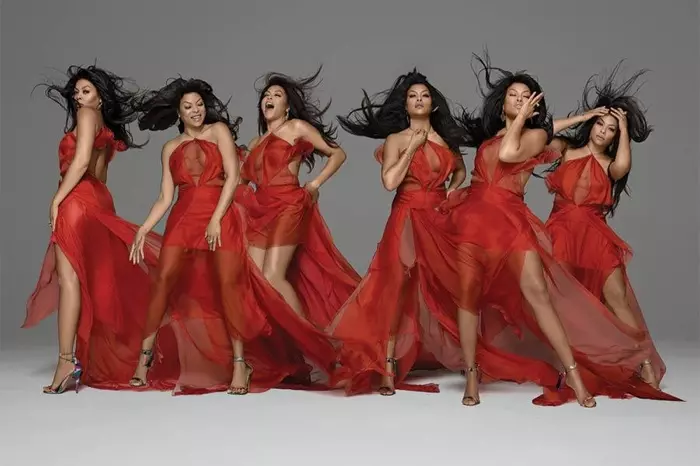 Taraji parece vermelho quente em um vestido glamouroso