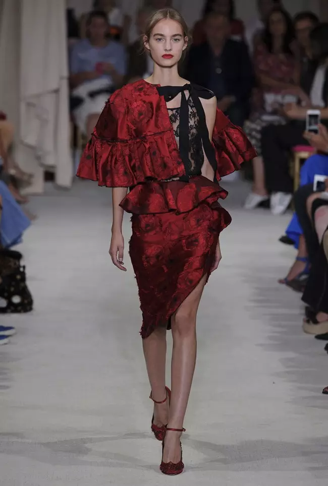 Oscar De La Renta jaro 2016 | New York Fashion Week