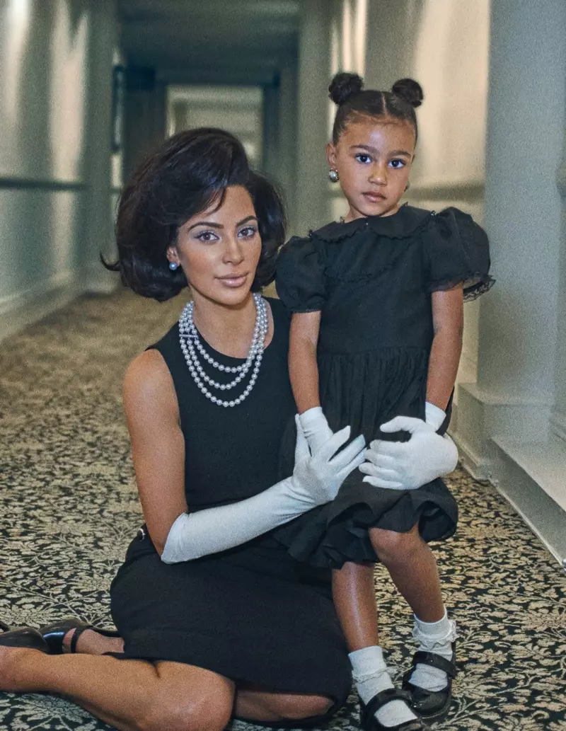 Kim Kardashian Nyalurake Jackie Kennedy ing Majalah Wawancara