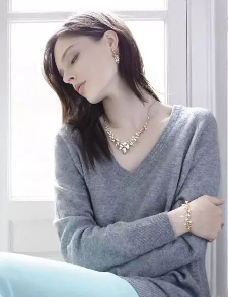 Coco Rocha Dazzles alang sa Roberto Bravo Jewelry Campaign