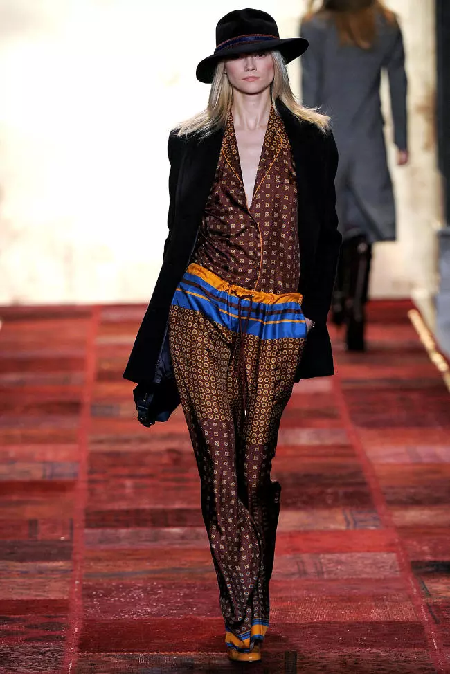 Tommy Hilfiger Fall 2011 | New York Fashion Week