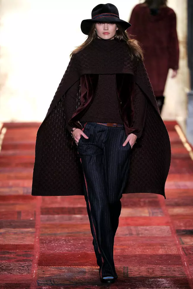 Tommy Hilfiger Fall 2011 | New York Fashion Week