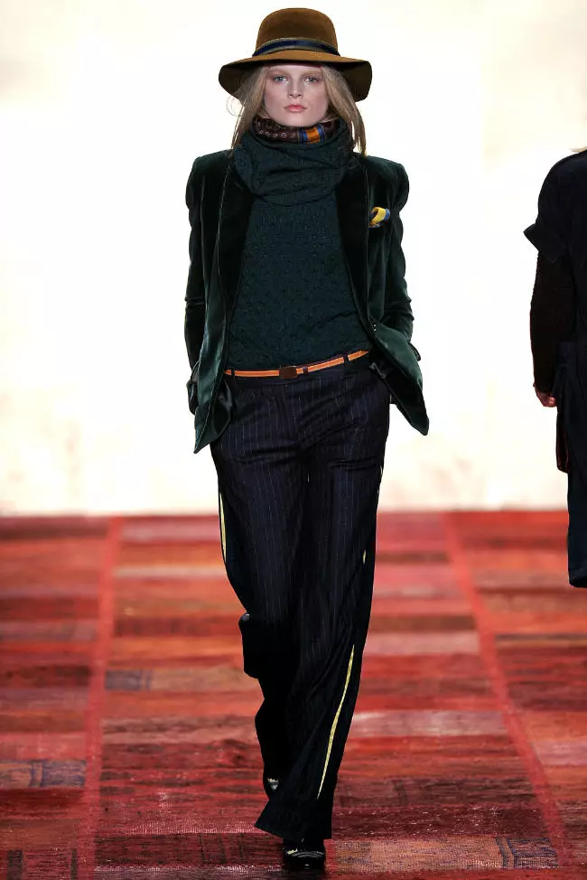 Tommy Hilfiger Fall 2011 | Wythnos Ffasiwn Efrog Newydd