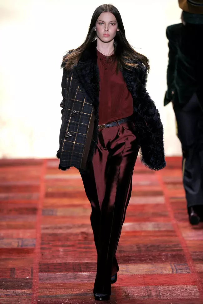 Tommy Hilfiger Fall 2011 | නිව් යෝර්ක් විලාසිතා සතිය