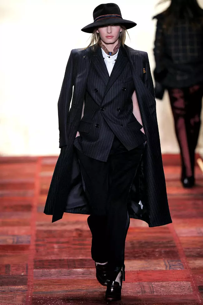 Tommy Hilfiger Fall 2011 | New York Fashion Week