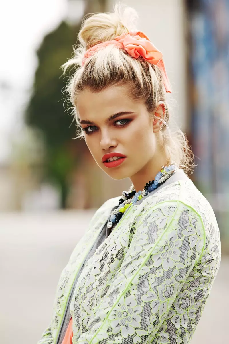 Hailey Clauson-ek Venice Beach jo du Lovers + Friends 2014ko udaberriko Lookbook