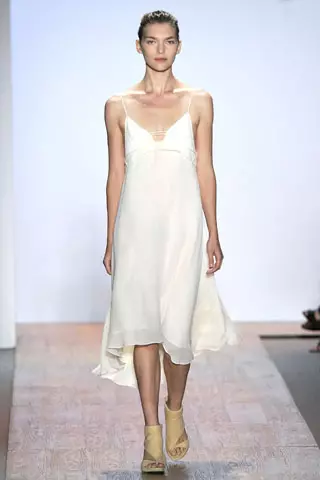 Max Azria Spring 2011 | နယူးယောက်ဖက်ရှင်ရက်သတ္တပတ်